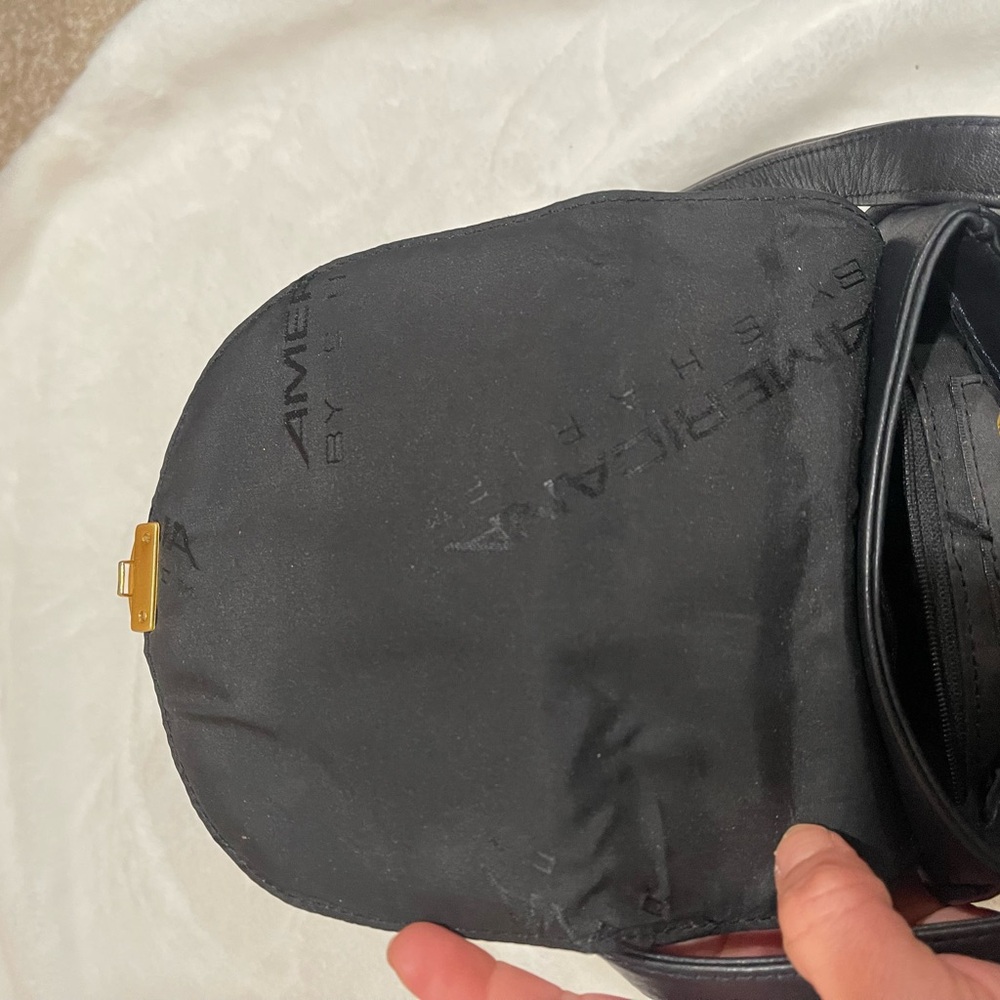 Vintage America Black Crossbody Bag - Picture 11 of 14